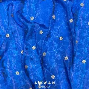 NEEL CREPE JACQUARD ZARI SILK (حرير مطفي)